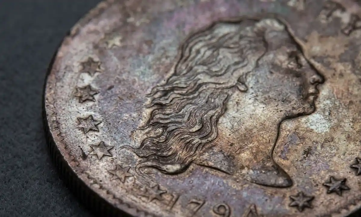 Detailed close-up of a Flowing Hair dollar